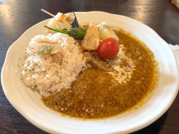 21種のスパイスを使ったカレー　二十一味家