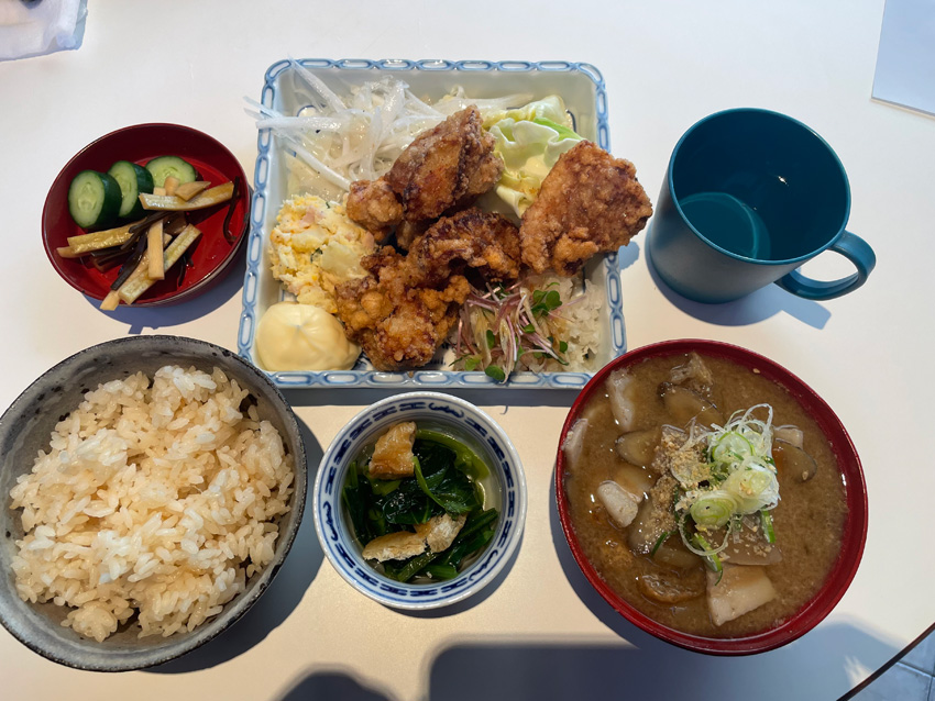あぐいの屋台酒場