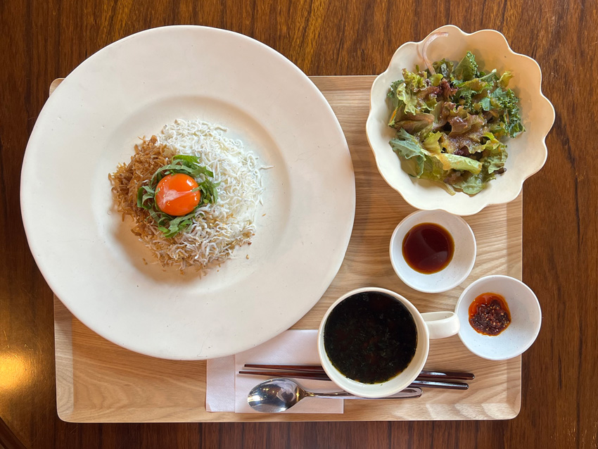 赤レンガカフェ