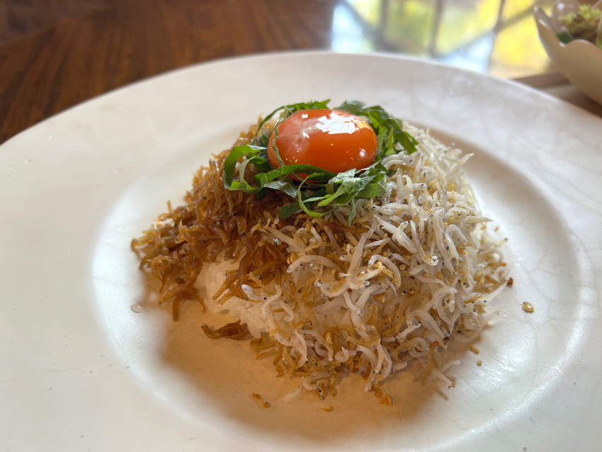 赤レンガカフェ