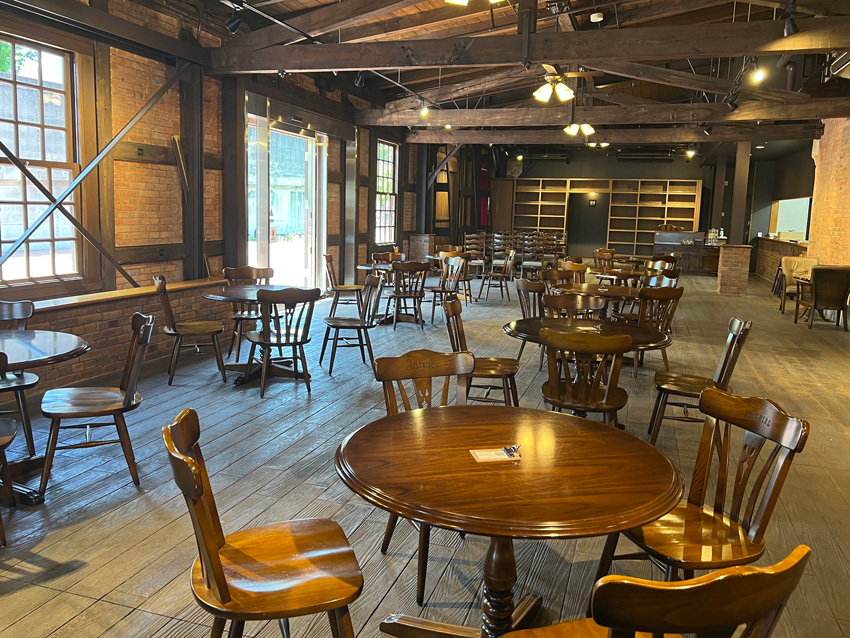 赤レンガカフェ