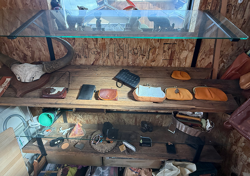 himi leather
