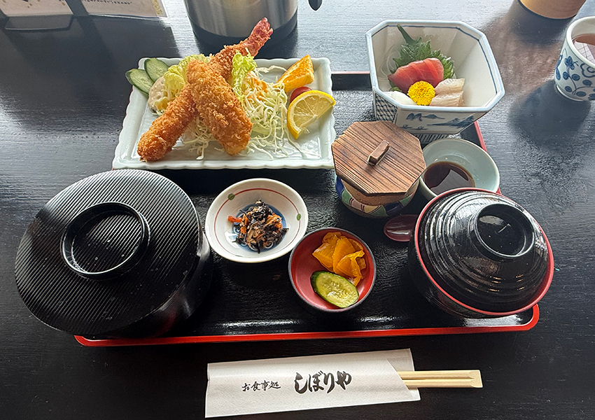 しぼりや旅館ランチ